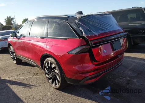 2025 Lincoln Nautilus Reserve z USA, uszkodzony, nr VIN 5LMPJ8K4XSJ931508